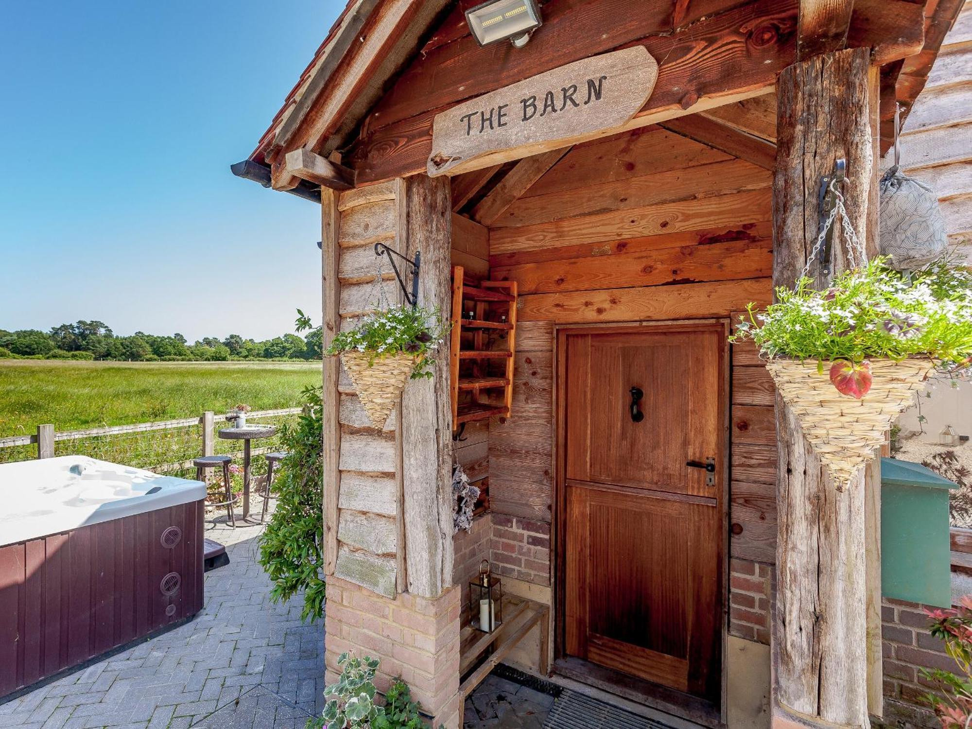 The Barn Villa Coldwaltham Ngoại thất bức ảnh